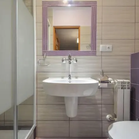 Πανσιόν U Basi Klikuszowa